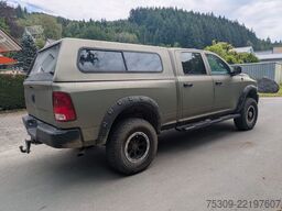 DODGE RAM 2500-Grün foliert-original Weiß - unfallfrei