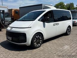 HYUNDAI STARIA 2.2 CRDi Signature-4WD-Bose-Pano-Voll