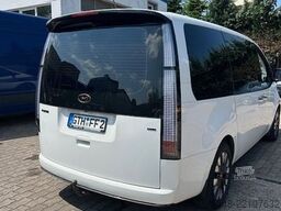 HYUNDAI STARIA 2.2 CRDi Signature-4WD-Bose-Pano-Voll