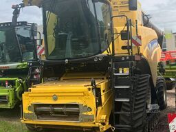New Holland CR 9.80