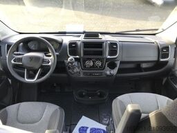 Sunlight Camper Van Cliff640