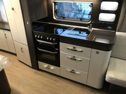 Hobby Prestige 560 WFU Mod.2026 2000kg Backofen