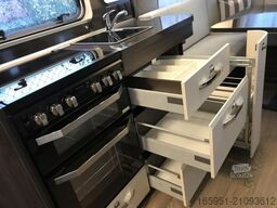 Hobby Prestige 560 WFU Mod.2026 2000kg Backofen