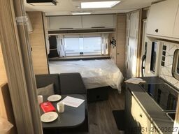 Fendt Apero Activ 560 SKM Mod.2026 2000kg Dekopaket