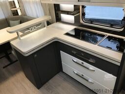 Hobby Excellent 560 CFe 2000kg Alufelgen Schwarz