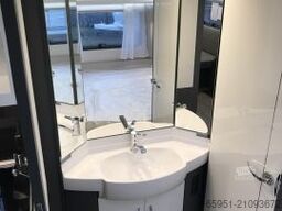 Hobby Excellent 560 CFe 2000kg Alufelgen Schwarz