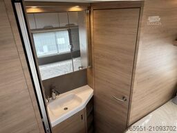 Knaus Südwind 500 UF 60 YEARS Heckfenster 60Years