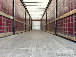 Schmitz Cargobull Semitrailer Curtainsider Standard Hayon