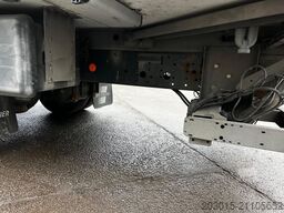 IVECO Euro Cargo  120 E 21  Carrier