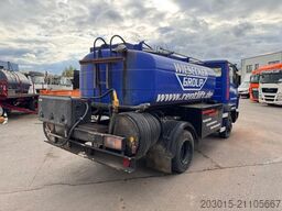 MERCEDES-BENZ 809  D