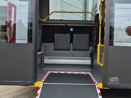 IVECO Daily Heckniederflur Elektro City Stock