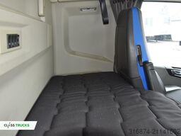 VOLVO FH 460 Globetrotter XL i-Save SideSkirts