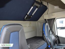 VOLVO FH 460 Globetrotter XL i-Save SideSkirts