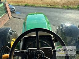 John Deere 6920