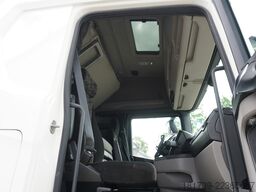 SCANIA R500 6x2 / KRONE 19 EPAL refrigerator