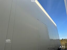 Schmitz box semi-trailer with refrigeration/freezer unit –