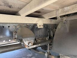 MAN TGL 12.220 CLOSED BOX (6m70 x 2m30 x 2m45) - TA...