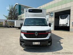 RENAULT MASTER RED