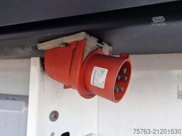 Schmitz Cargobull SCB*S3B - Frigo Schmitz - Hooks/Rohrbahnen/Vlee...