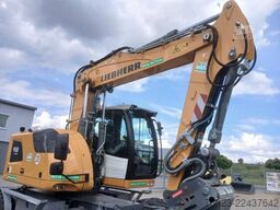 Liebherr A 918 Compact Litronic