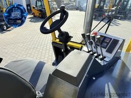 Combilift CB4000 GAS TRIPLEX 8500 FREE LIFT