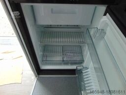 ACROSS Aero 681 Rollstuhlgeeignet mit Lift