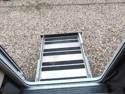 ACROSS Aero 681 Rollstuhlgeeignet mit Lift