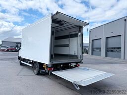 RENAULT D 7.5 180 4x2 Carrier Supra 750 mt Refrigerated