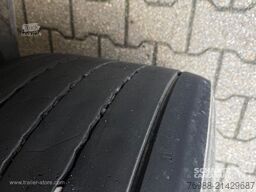 Schmitz Cargobull Curtainsider Mega