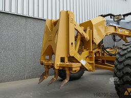 Caterpillar 120M2