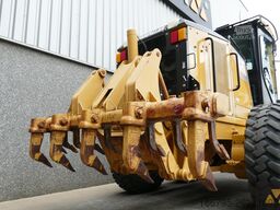 Caterpillar 120M