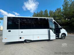MERCEDES-BENZ 30 Sitzer Schul- Transferbus 519 Lagerfahrzeug