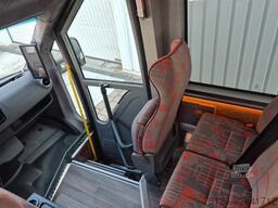 MERCEDES-BENZ 30 Sitzer Schul- Transferbus 519 Lagerfahrzeug