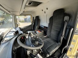 Mercedes-Benz Atego 1323L 4-Fleisch-Rohrbahnen TK T600