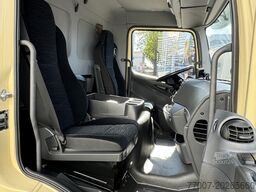 Mercedes-Benz Atego 1323L 4-Fleisch-Rohrbahnen TK T600