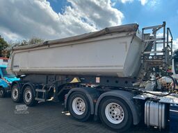 SCHMITZ CARGOBULL Stahl Kippauflieger mit 2 Achsen