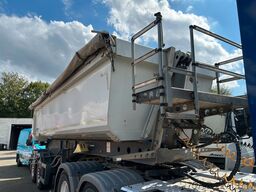 SCHMITZ CARGOBULL Stahl Kippauflieger mit 2 Achsen