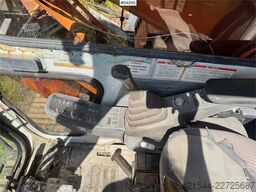Fiat-Hitachi FH200LC.3 Excavator with Grading Bucket