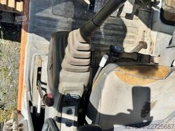 Fiat-Hitachi FH200LC.3 Excavator with Grading Bucket