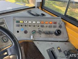 Volvo A20C Articulated Dump Truck – White Plates