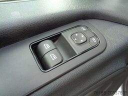 MERCEDES-BENZ Sprinter 216 CDI Doka 1. Hand Klima
