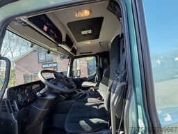 Mercedes-Benz Arocs 10x8 Geisoleerde kipper 310.768KM NL Truc...