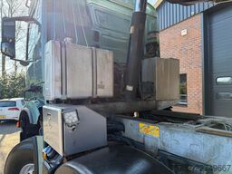 Mercedes-Benz Arocs 10x8 Geisoleerde kipper 310.768KM NL Truc...