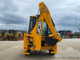 JCB 3DX 4x4 A/C Hammerlines