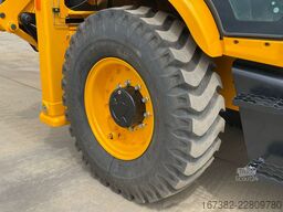 JCB 3DX 4x4 A/C Hammerlines