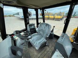 JCB 3DX 4x4 A/C Hammerlines
