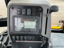 JCB 3DX 4x4 A/C Hammerlines