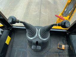 JCB 3DX 4x4 A/C Hammerlines