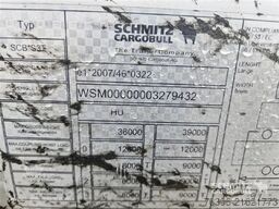 Schmitz Cargobull Semitrailer Curtainsider Mega