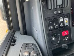 Scania P 310 Chassis cabine Retarder with PTO Just 205...